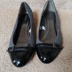 Low heel Merona dress shoes size 11